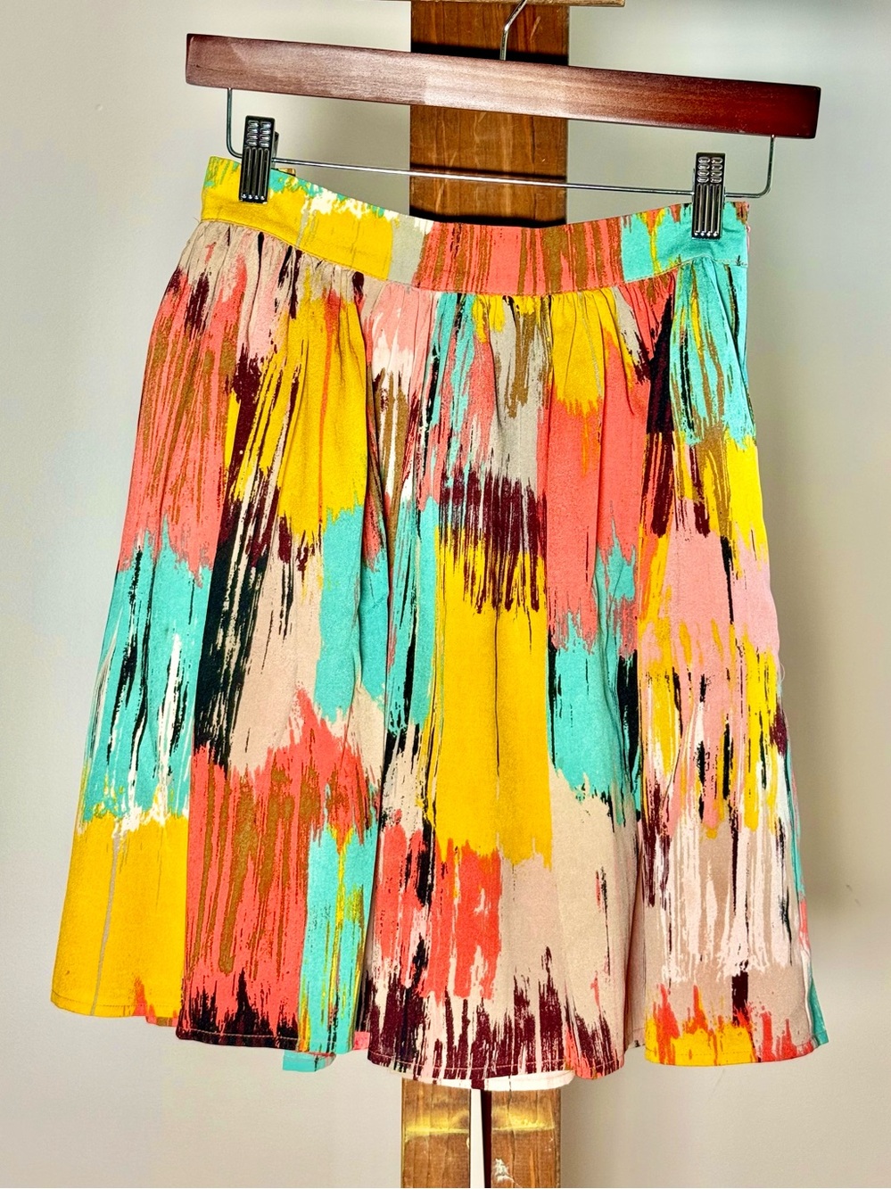 Vibrant Brushstroke Print Skirt